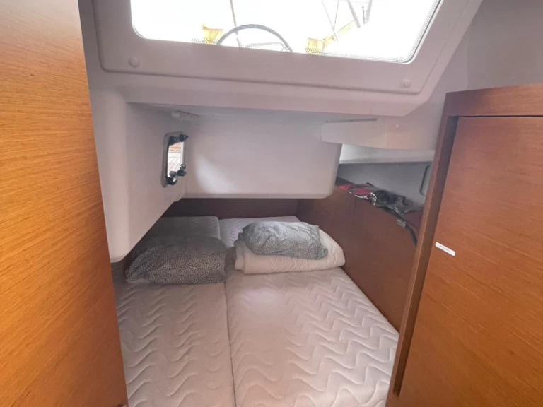Båtuthyrning Jeanneau Sun Odyssey 440 i Palma de Mallorca på Samboat 