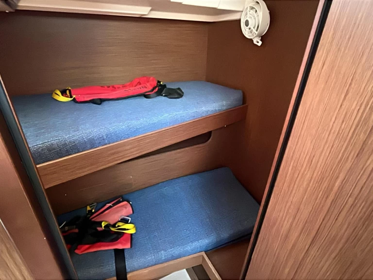 Hyra Segelbåt  med eller utan skeppare Bénéteau Santa Cruz de Tenerife 