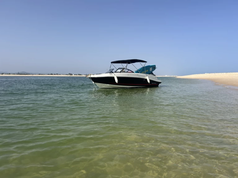 Bayliner VR6 OB charter bareboat eller skeppad i Faro