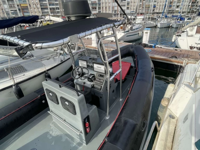 Uthyrning RIB i Toulon - Valiant Karbon 750 sport 6 
