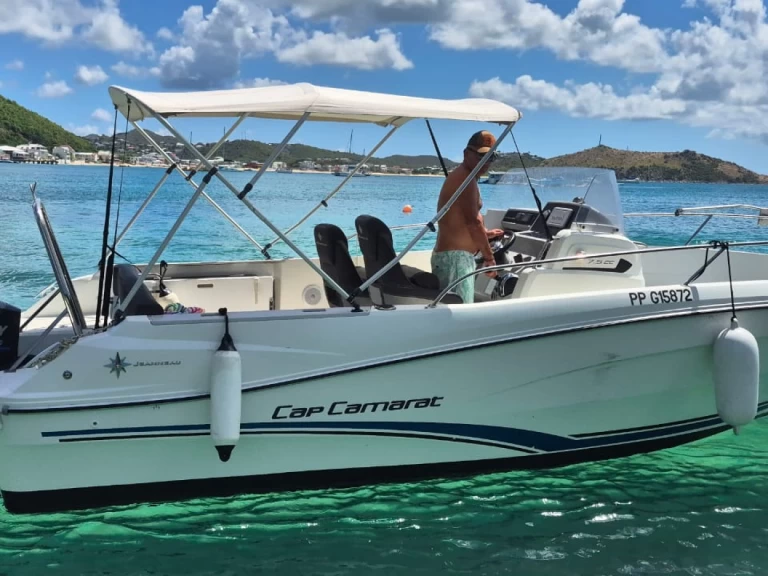 Uthyrning Marigot - Jeanneau Cap Camarat 7.5 CC Serie 2 av Samboat 