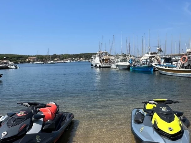Jet ski för uthyrning Hyeres till det bästa priset 