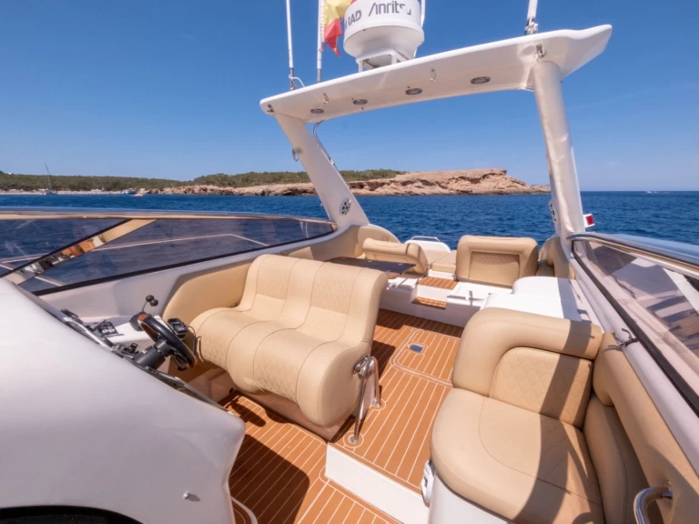Uthyrning Lyx yacht i Sant Antoni de Portmany - Sunseeker Tomahawk 41