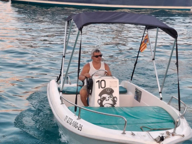 Uthyrning Motorbåt  Estable med en båtlicens 