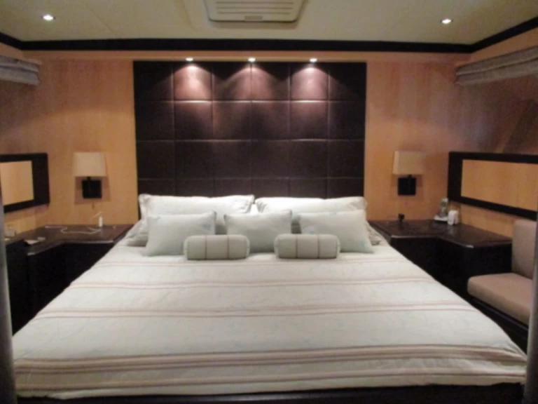 Hyra Lyx yacht med eller utan skeppare Mangusta Positano (Italien) 