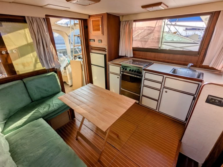 Båtuthyrning Hatteras Hatteras 36 Convertible i Salerno på Samboat 