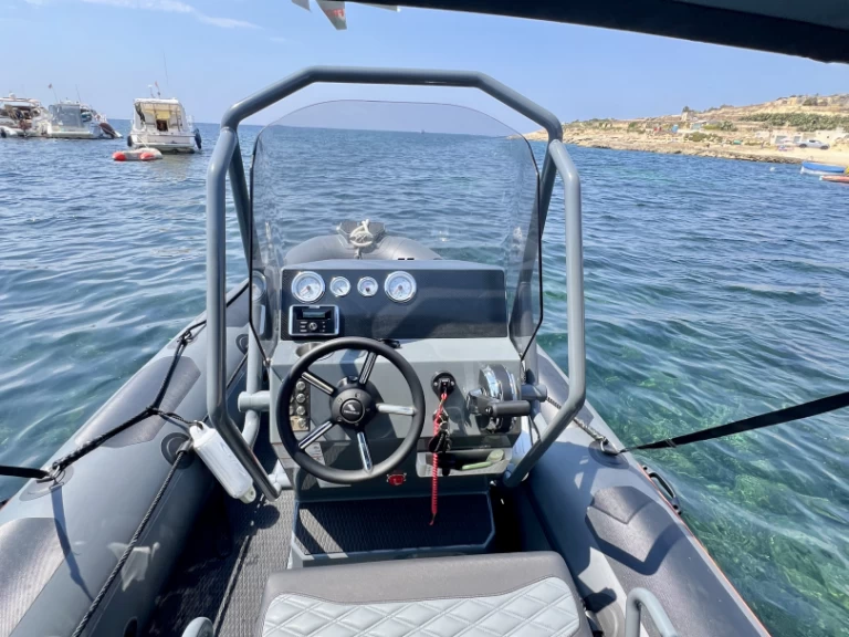 Uthyrning Valletta - Highfield Patrol 540 av Samboat 