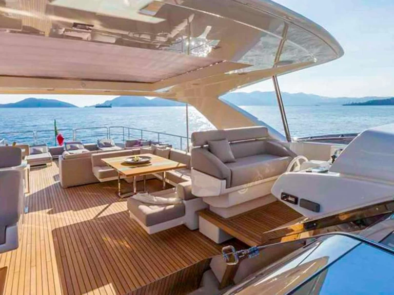 Båtuthyrning Ferretti Morning Star i Kumbor på Samboat 