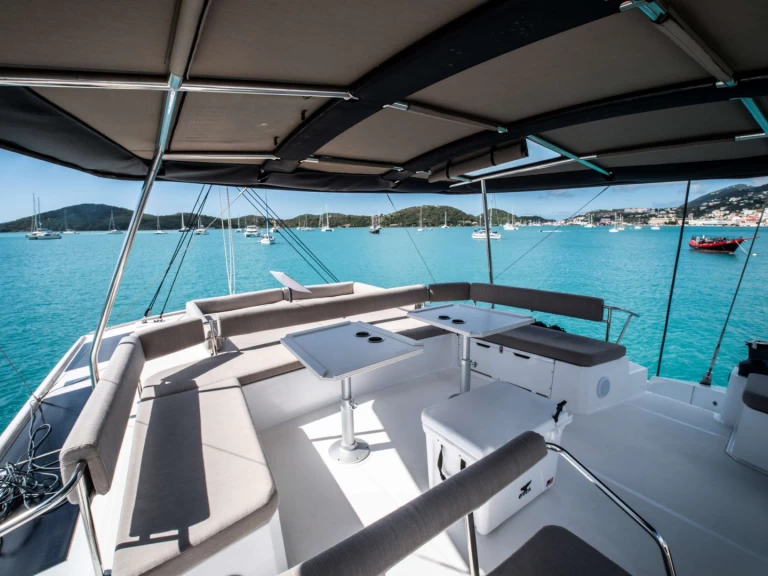 Lyx yacht för uthyrning Brittiska Jungfruöarna till det bästa priset 