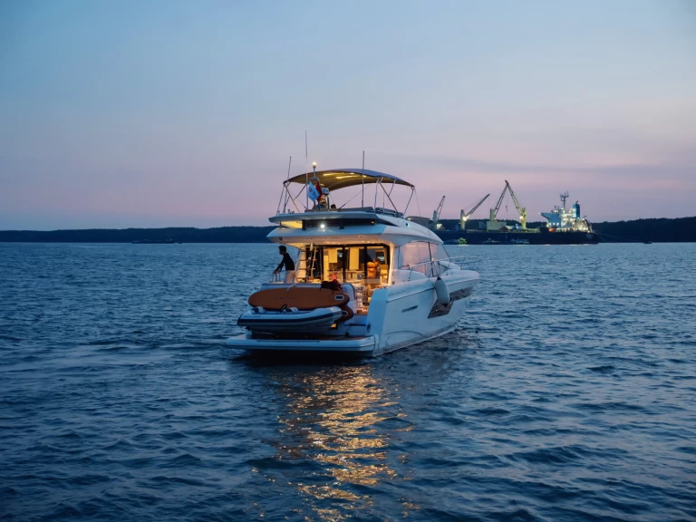 Yacht charter Phường Hiệp Bình Phước billig Princess 62 Fly