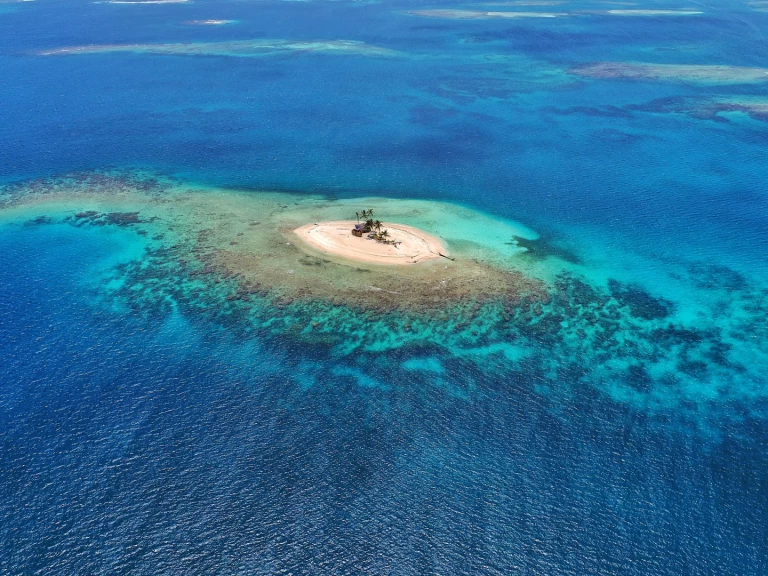 Segelbåt  för uthyrning Archipiélago de San Blas till det bästa priset 