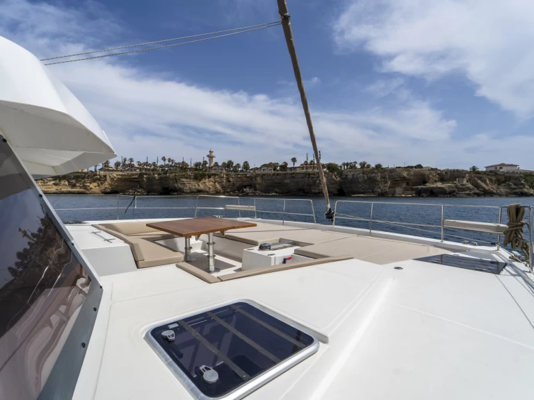 Hyra Katamaran  med eller utan skeppare Bali Marina d'Arechi 