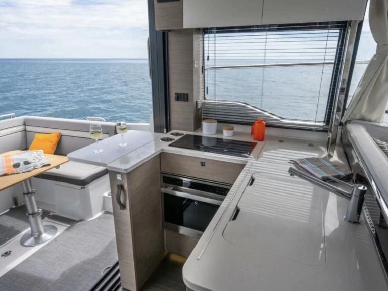 Hyra Motorbåt  med eller utan skeppare Orion Mandelieu-la-Napoule 