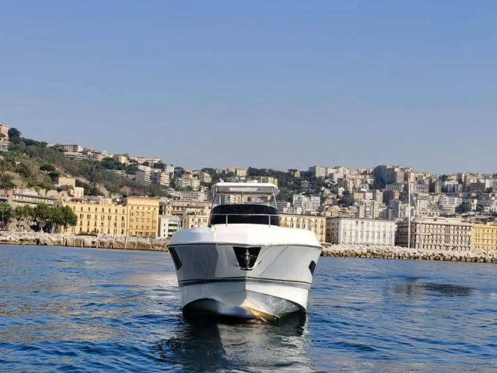 Uthyrning Neapel - MIAMI GOLD  33 WALK AROUND av Samboat 