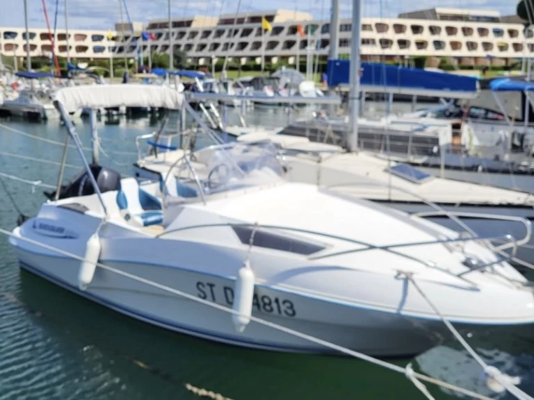 Motorbåt  för uthyrning Port-Camargue till det bästa priset 