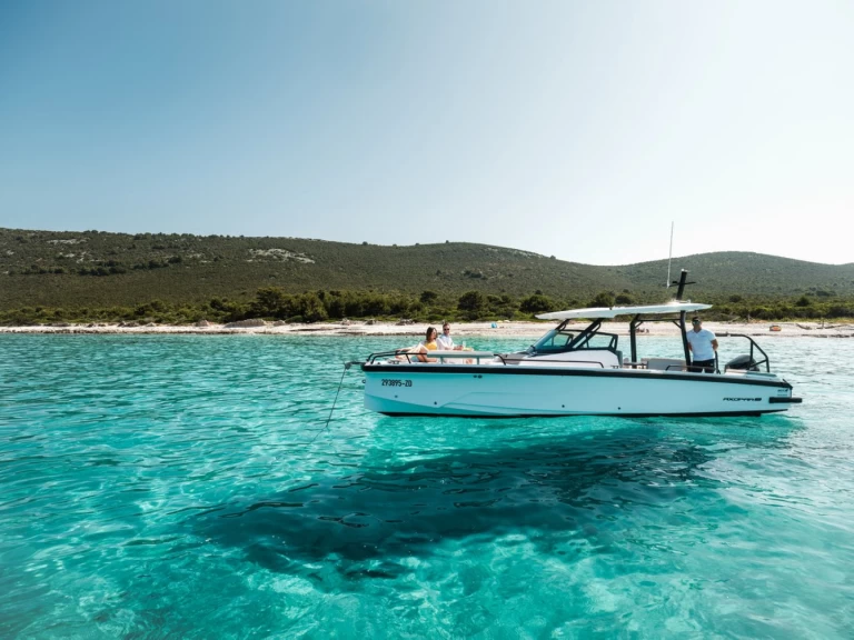 Hyr en Axopar Axopar 29 Sun Top Zaton 