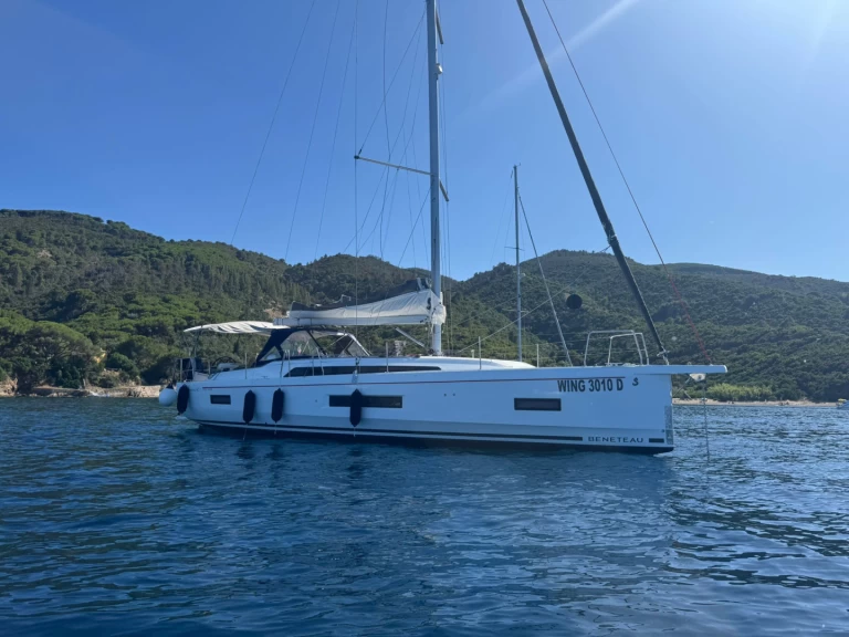 Båtuthyrning Bénéteau Oceanis 40.1 i San Vincenzo på Samboat 