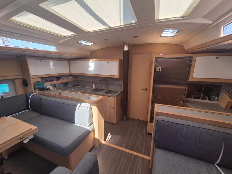 Uthyrning Segelbåt  Dufour med en båtlicens 