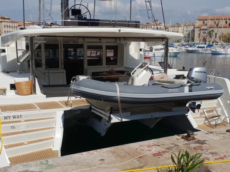 Yacht charter Ajaccio billig Lagoon 52 F