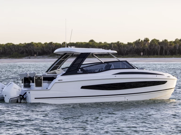 Aquila Aquila 32 Sport charter bareboat eller skeppad i Ajaccio