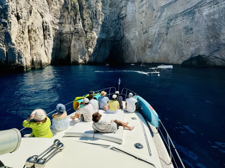 Uthyrning Korfu - Princess, UK 47 Flybridge av Samboat 