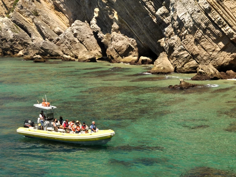 Yacht charter Sesimbra billig TX 860