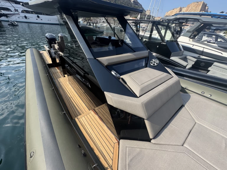 Hyra RIB med eller utan skeppare Sea Water Bonifacio Port 