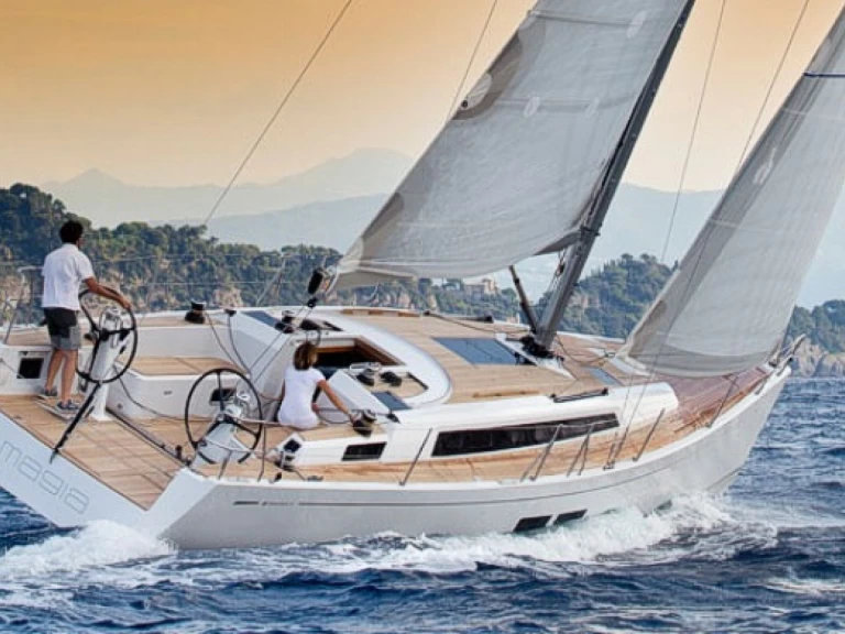 Grand Soleil Grand Soleil 39 charter bareboat eller skeppad i La Rochelle