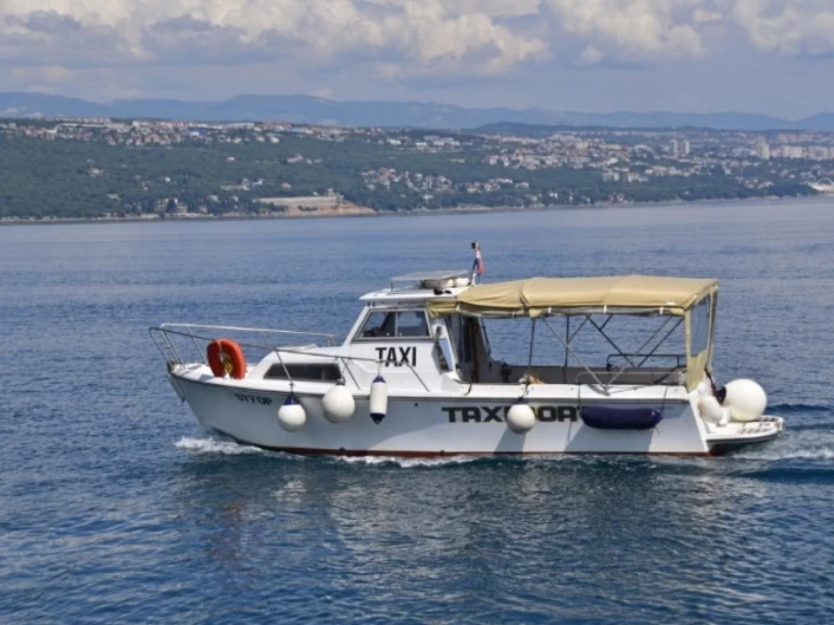 Jeanneau Islander charter bareboat eller skeppad i Opatija