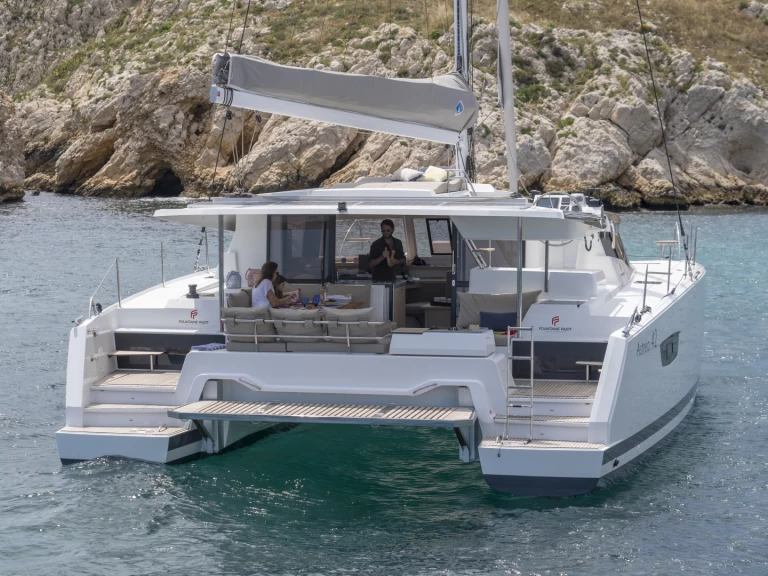 Uthyrning Katamaran  i Marseille - Fountaine Pajot Astrea 42