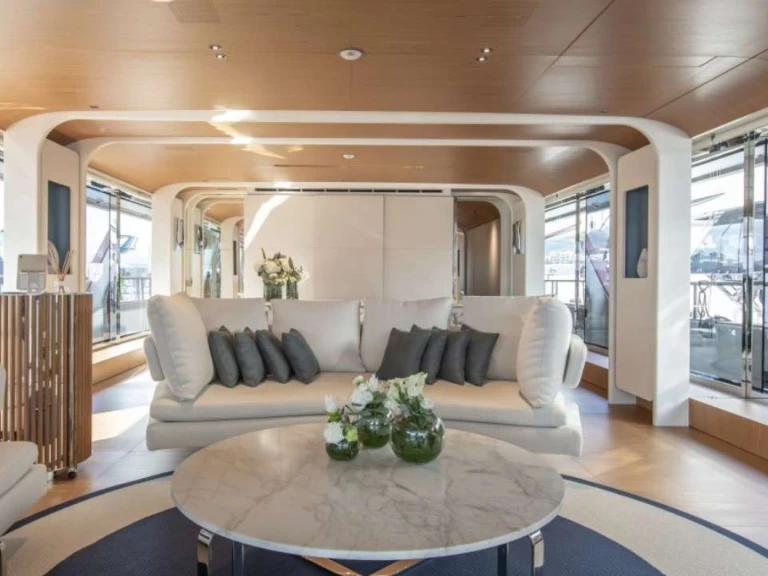 Yacht charter Monako  billig ALLURIA