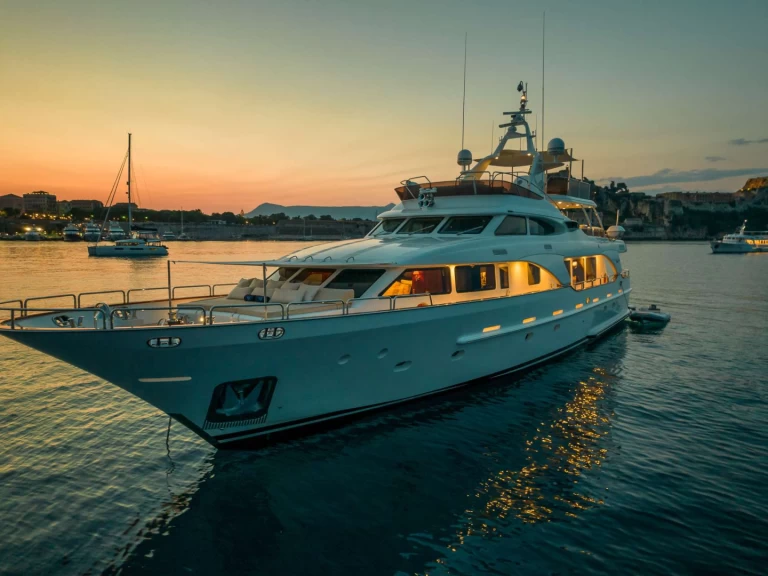 Uthyrning Lyx yacht i Santo Stefano al Mare - Benetti ENDLESS SUMMER