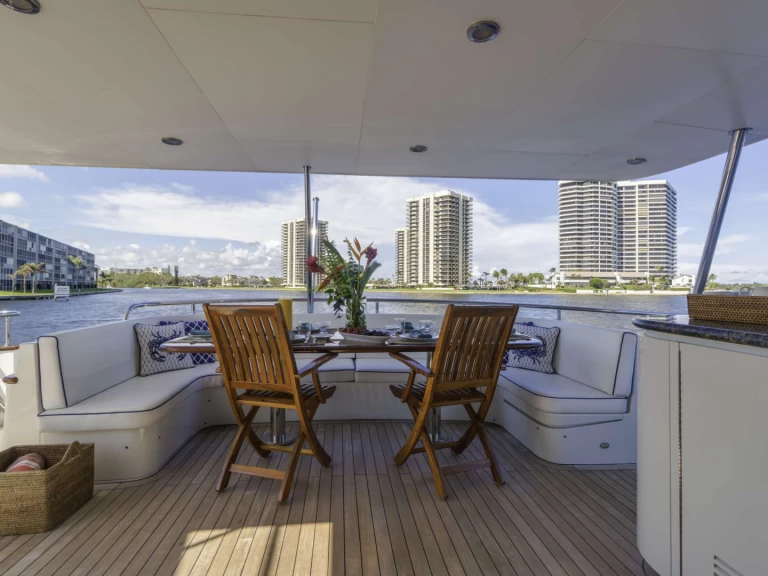 CHEOY LEE WINDWARD charter bareboat eller skeppad i Jupiter