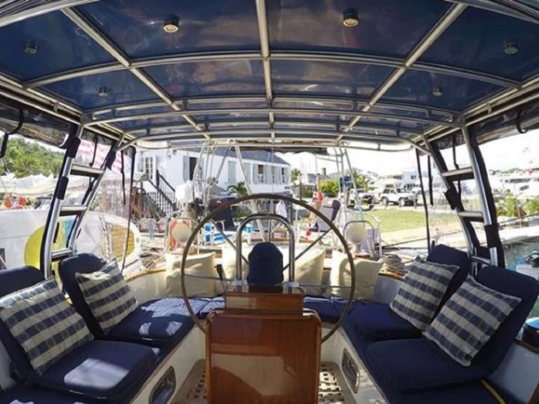 Hyra Lyx yacht med eller utan skeppare W.I. Crealock Antigua Island 