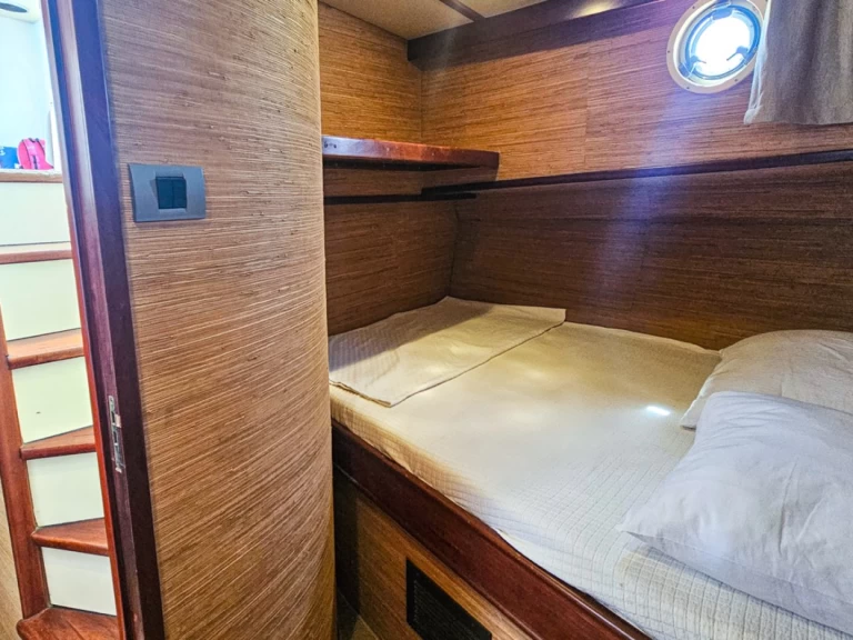 Uthyrning Motorbåt   med en båtlicens 