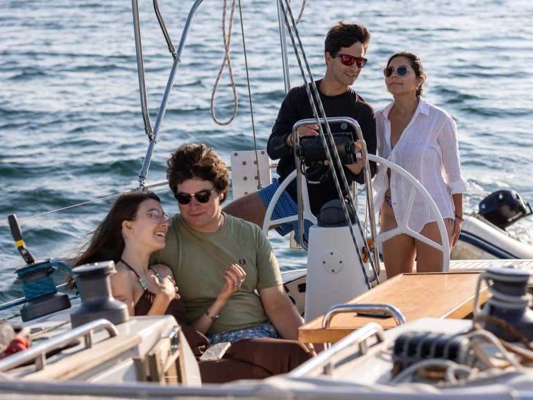 Yacht charter Sesimbra (Santiago) billig 40s