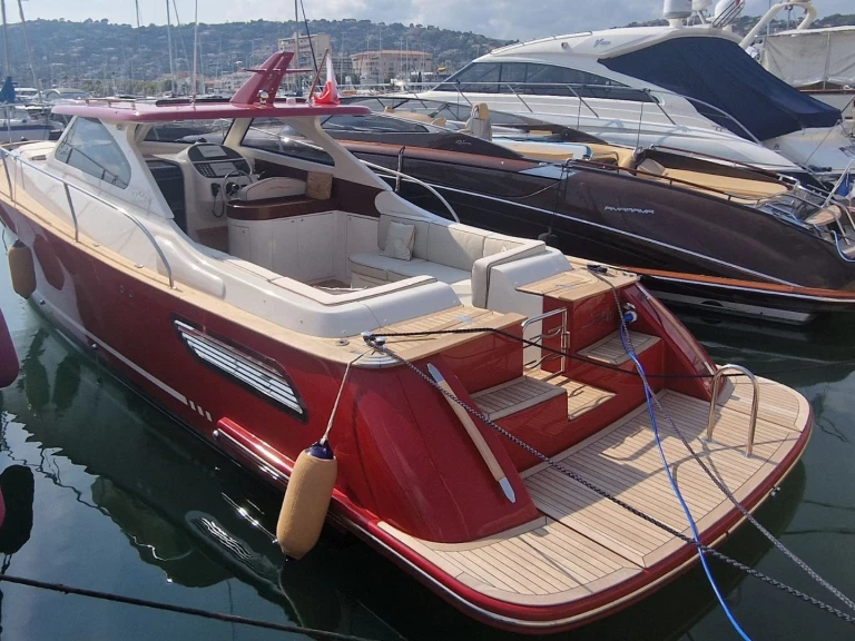 Båtuthyrning Gagliotta Lobster 35  i Golfe-Juan på Samboat 