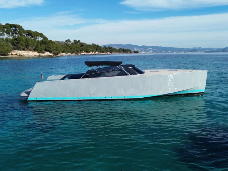 Uthyrning Motorbåt  VanDutch med en båtlicens 