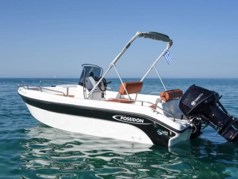 Poseidon Blu Water 170cc charter bareboat eller skeppad i Stalís