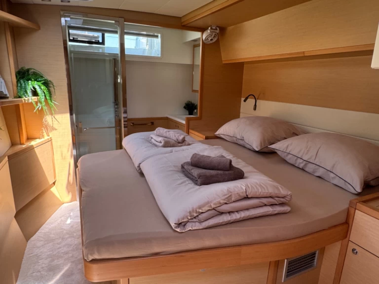 Båtuthyrning Lagoon Lagoon 52 F i Rogoznica på Samboat 