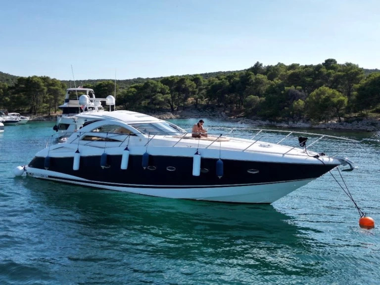 Hyra Motorbåt  med eller utan skeppare Sunseeker Rogoznica 