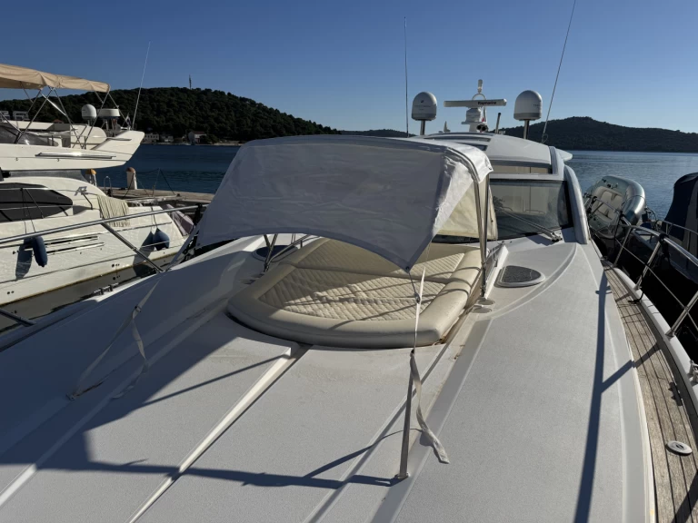 Yacht charter Rogoznica billig Sunseeker Portofino 53