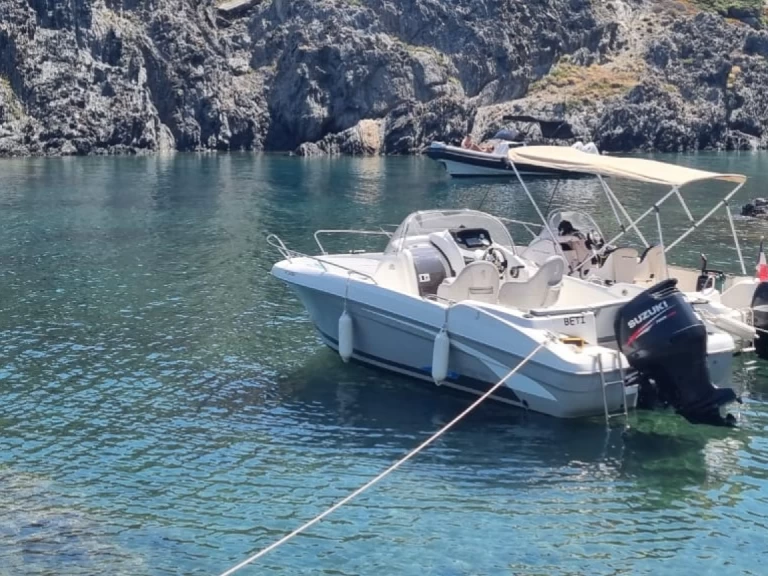 Hyr en Bénéteau Flyer 650 Open Argelès-sur-Mer 