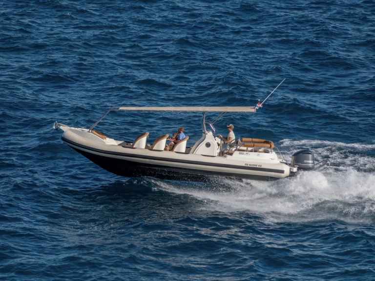 Uthyrning RIB Ris Marine med en båtlicens 