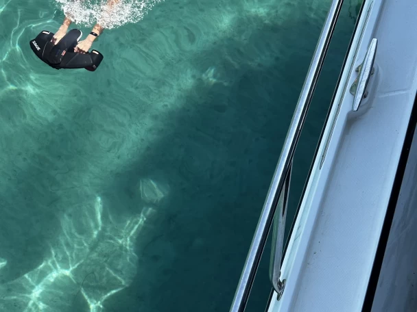 Hyr en Jeanneau Merry Fisher 1095 Saint-Tropez 