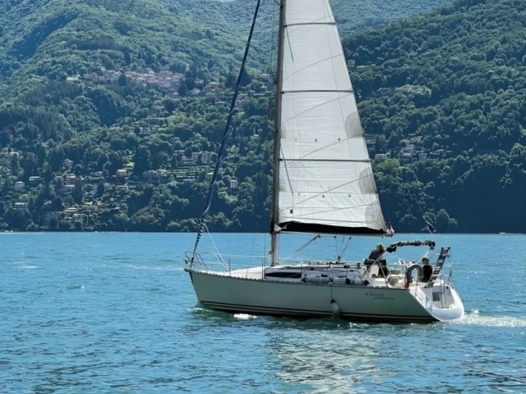 Hyr en Jeanneau Sun Odyssey 34.2 Como (City) 