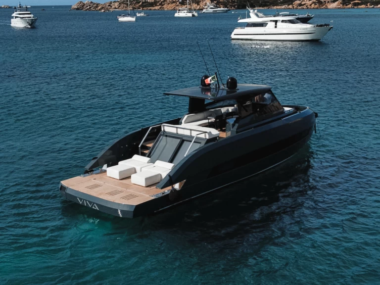 Yacht charter Poltu Quatu billig S05.3