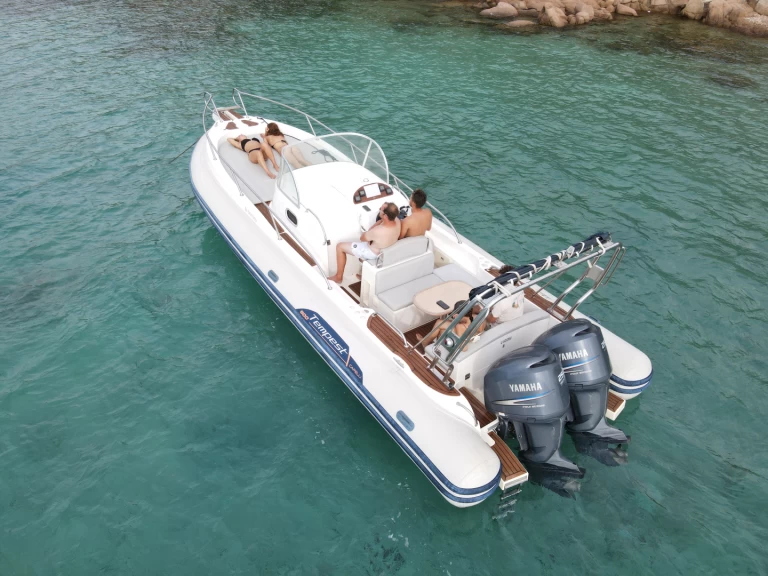 Hyr en Capelli Tempest 900 WA Porto-Vecchio 