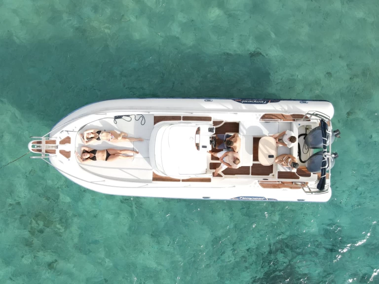 Uthyrning RIB i Porto-Vecchio - Capelli Tempest 900 WA