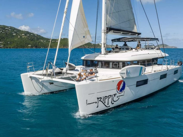 Hyra Lyx yacht med eller utan skeppare Lagoon Saint Thomas Island 